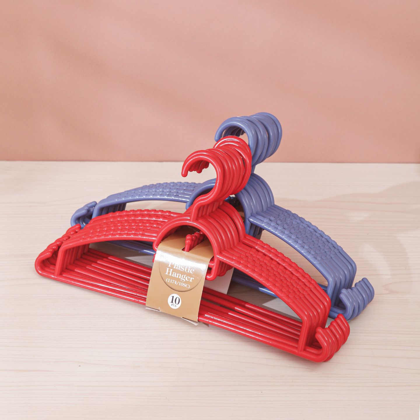 10PCS PLASTIC HANGERS